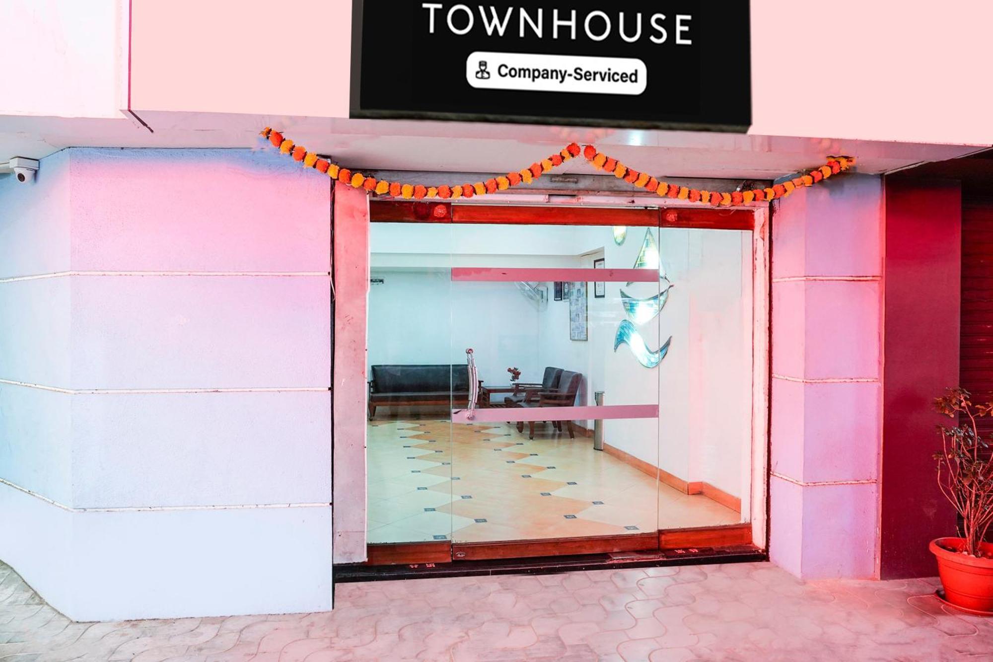 Super Townhouse Margao Near Railway Station Hotel Exterior photo