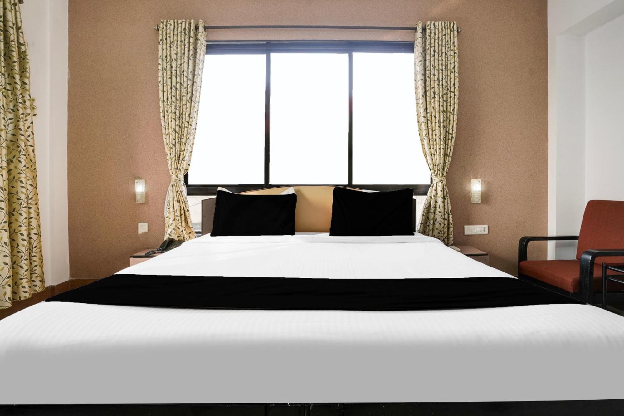 Super Townhouse Margao Near Railway Station Hotel Exterior photo
